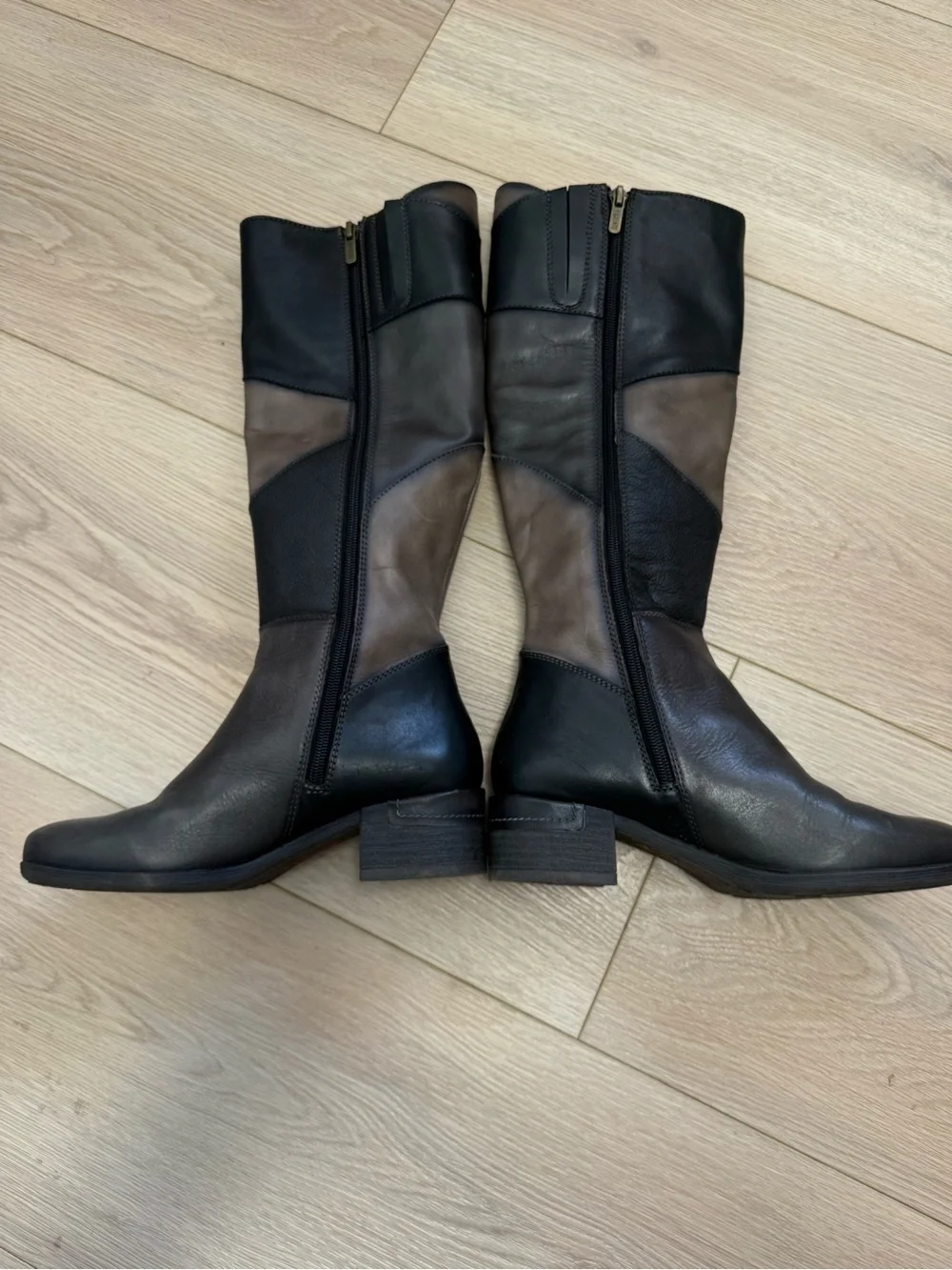 Pikolinos Málaga (model W6W-9841C1), a knee-high women's leather boot size 5